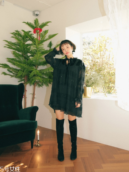 長(zhǎng)靴怎么搭配顯高？輕松穿出大長(zhǎng)腿