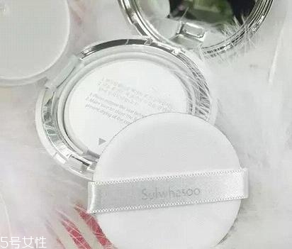 雪花秀致美潤(rùn)白氣墊評(píng)測(cè) 妝容自然輕薄 雪花秀致美潤(rùn)白氣墊評(píng)測(cè) 妝容自然輕薄