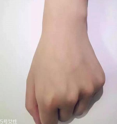 雪花秀致美潤(rùn)白氣墊評(píng)測(cè) 妝容自然輕薄 雪花秀致美潤(rùn)白氣墊評(píng)測(cè) 妝容自然輕薄