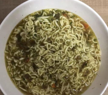 藤嬌牛肉面和藤椒牛肉面哪個好吃？統(tǒng)一和康師傅的對決