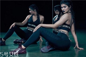 運(yùn)動(dòng)鞋鞋底磨損怎么補(bǔ)？不同磨損程度修補(bǔ)方法不同