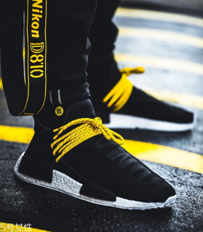 運動鞋鞋底變黃怎么辦？巧用衛(wèi)生紙來幫忙