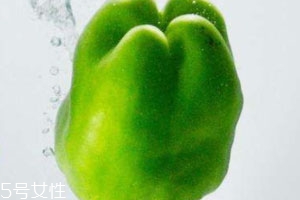 青辣椒可以放冰箱嗎 放冰箱能保存更久 青辣椒可以放冰箱嗎 放冰箱能保存更久