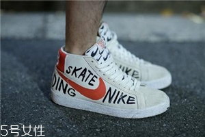 運動鞋鞋底響怎么辦？可能是進(jìn)水了