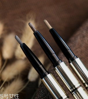 圓臉怎么畫(huà)眉毛？眉毛挑高拉長(zhǎng)