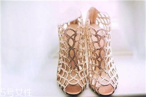 sergio rossi是奢侈品嗎？高跟鞋中的愛(ài)馬仕