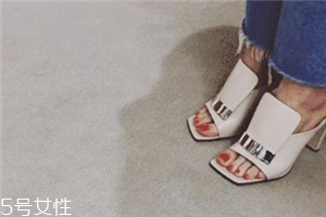 sergio rossi鞋子偏碼嗎？游走時(shí)尚尖端