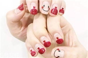 貓眼款和金箔款美甲大合集 這個(gè)冬天就要做這款 貓眼款和金箔款美甲大合集 這個(gè)冬天就要做這款