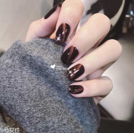 貓眼款和金箔款美甲大合集 這個(gè)冬天就要做這款 貓眼款和金箔款美甲大合集 這個(gè)冬天就要做這款