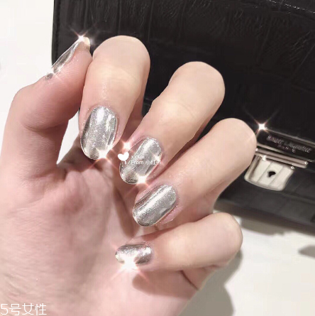 貓眼款和金箔款美甲大合集 這個(gè)冬天就要做這款 貓眼款和金箔款美甲大合集 這個(gè)冬天就要做這款