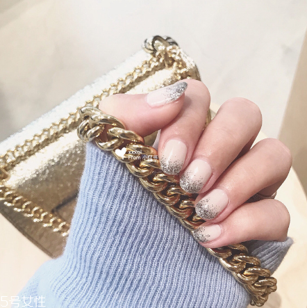 貓眼款和金箔款美甲大合集 這個(gè)冬天就要做這款 貓眼款和金箔款美甲大合集 這個(gè)冬天就要做這款