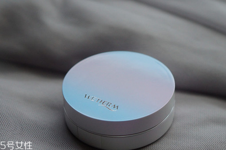 溫碧泉氣墊cc霜多少錢？輕薄自然的好妝感