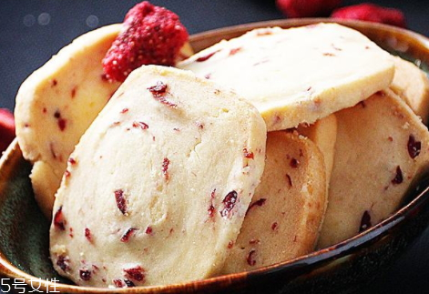 蔓越莓曲奇烤箱溫度 烘烤時(shí)間 蔓越莓曲奇烤箱溫度 烘烤時(shí)間