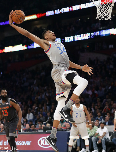 運動鞋要買大半碼嗎？根據(jù)自己的運動習慣挑選