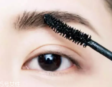 過年涂什么口紅？這些唇色讓親屬夸你好看