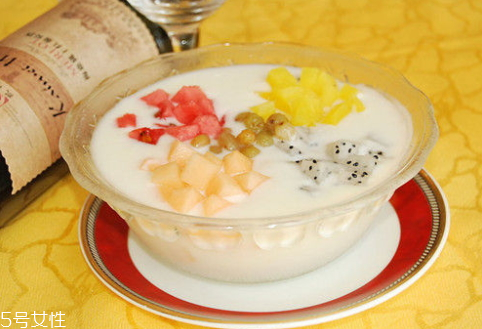 雙皮奶能放冰箱嗎 最好不要超過48小時 雙皮奶能放冰箱嗎 最好不要超過48小時