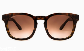 墨鏡顏色怎么選？暗紫色透明墨鏡更受青睞