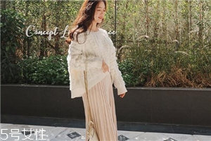 毛衣搭配什么裙子好看？?jī)?yōu)雅迷人過新年