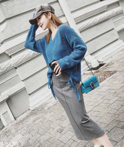 毛衣搭配什么裙子好看？?jī)?yōu)雅迷人過新年