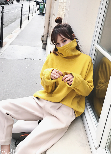 早春穿什么款式毛衣好看？三款毛衣解鎖新時尚