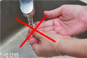 切辣椒手辣用什么辦法可以緩解 切辣椒手辣用什么辦法可以緩解