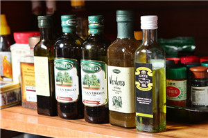 食用橄欖油如何挑選 橄欖油標(biāo)簽介紹 食用橄欖油如何挑選 橄欖油標(biāo)簽介紹