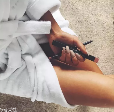 怎么選購韓國化妝品？女生化妝品必備清單