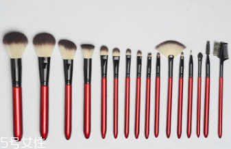 國(guó)產(chǎn)化妝刷什么牌子好？盤(pán)點(diǎn)那些使用感超好的國(guó)產(chǎn)化妝刷