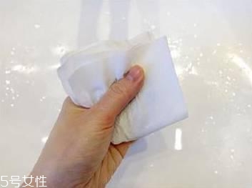 新買(mǎi)的氣墊粉撲要洗嗎？用久了一定要清洗