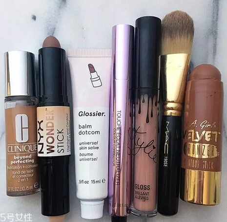 怎么選購韓國化妝品？女生化妝品必備清單