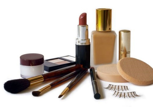 怎么選購韓國化妝品？女生化妝品必備清單