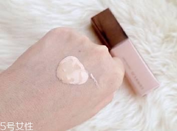 新買(mǎi)的氣墊粉撲要洗嗎？用久了一定要清洗