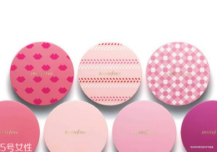 悅詩風(fēng)吟粉色限量氣墊霜多少錢？粉漾氣墊之戀