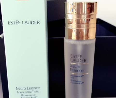 雅詩蘭黛微精華噴霧怎么用？