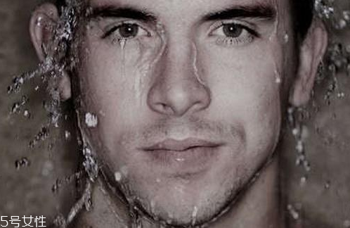 男士護(hù)膚品用什么牌子好？男士護(hù)膚品步驟