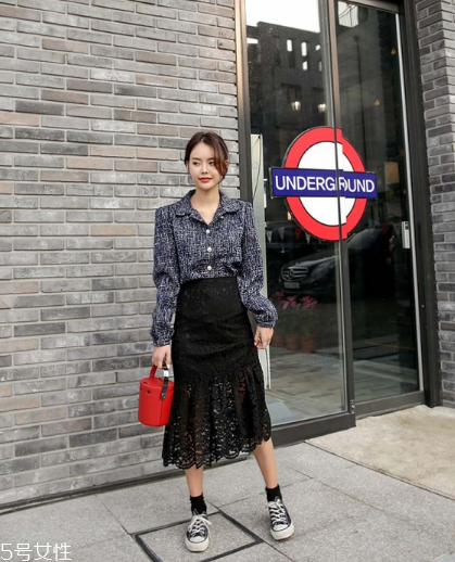 蕾絲長裙配什么上衣？優(yōu)雅氣質(zhì)小女人