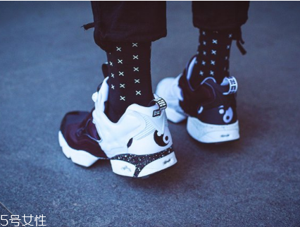 運(yùn)動(dòng)鞋氣墊咯吱的響怎么辦？可能是漏氣或者進(jìn)水了