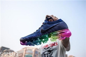 運(yùn)動(dòng)鞋網(wǎng)面好還是皮面好？各有各的優(yōu)點(diǎn)