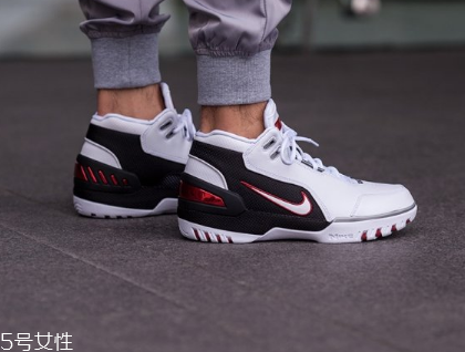 運(yùn)動(dòng)鞋網(wǎng)面修補(bǔ)多少錢？竟然這么便宜