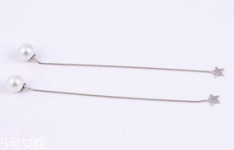 2018情人節(jié)戴什么東西好看？用精巧飾品讓他向你靠近