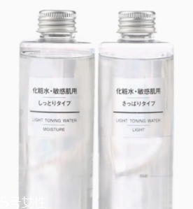 油痘皮適合什么護(hù)膚品？控油爽膚水不能少