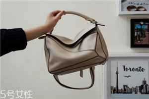 loewe是奢侈品嗎？西班牙百年奢華品牌