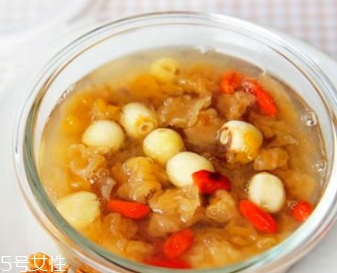 金耳怎么吃？金耳的做法