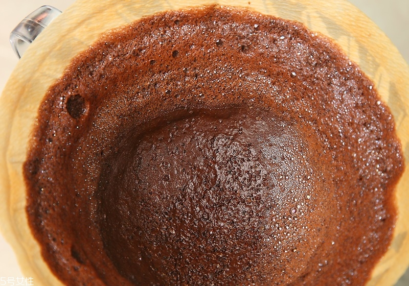 滴漏咖啡壺的使用方法 手沖步驟圖解 滴漏咖啡壺的使用方法 手沖步驟圖解