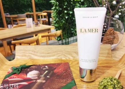 海藍(lán)之謎和sk2哪個好？從檔次膚質(zhì)適合情況比較