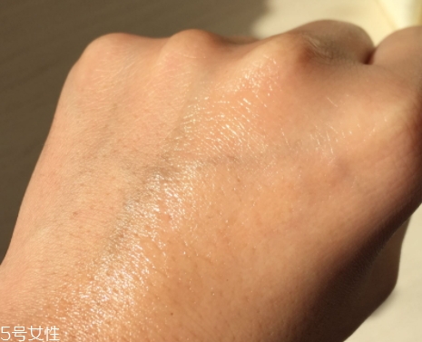 lamer海藍(lán)之謎和赫蓮娜哪個(gè)好？