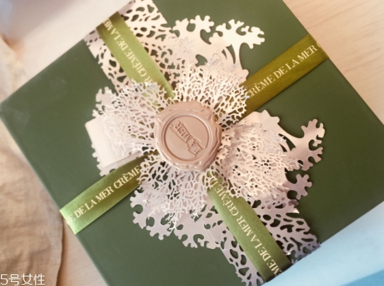 lamer海藍(lán)之謎和赫蓮娜哪個(gè)好？