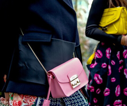 furla是奢侈品嗎？輕奢界的代表品牌