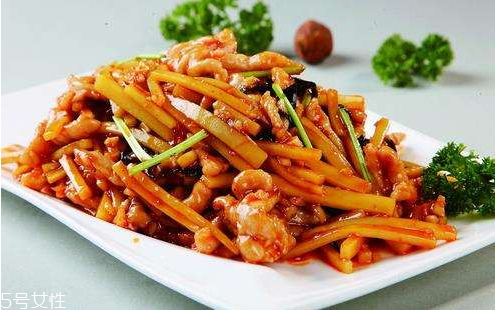 魚香肉絲用什么筍 冬筍最佳 魚香肉絲用什么筍 冬筍最佳