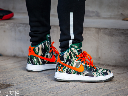 運(yùn)動鞋濕水怎么處理？濕水后要立即風(fēng)干